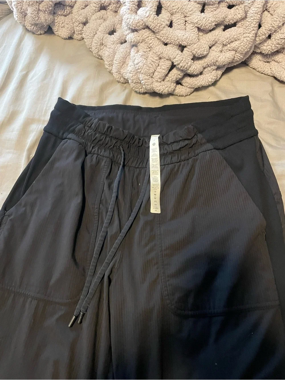 lululemon athletica Black Women's Drawstring Jogger Pants